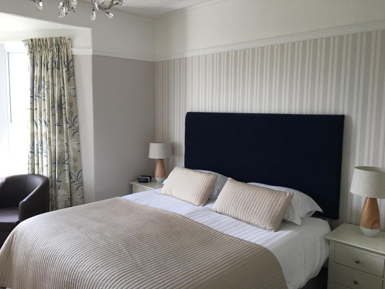 Woodlands Guest House Saundersfoot Ngoại thất bức ảnh